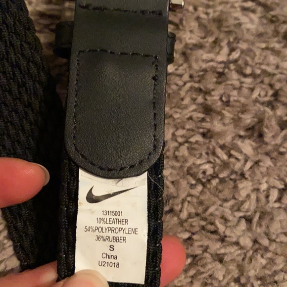 Nike Small Men’s Belt Black - Picture 4 of 5